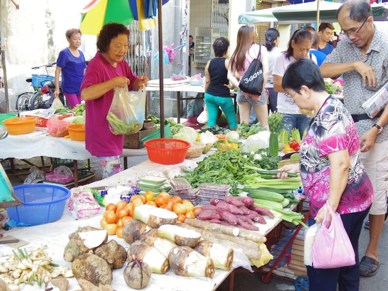 マレーシア ペナンの気温に合った服装。