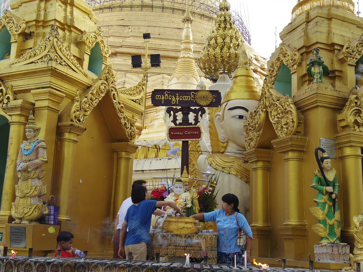 ミャンマー_シュエダゴンパゴダ18